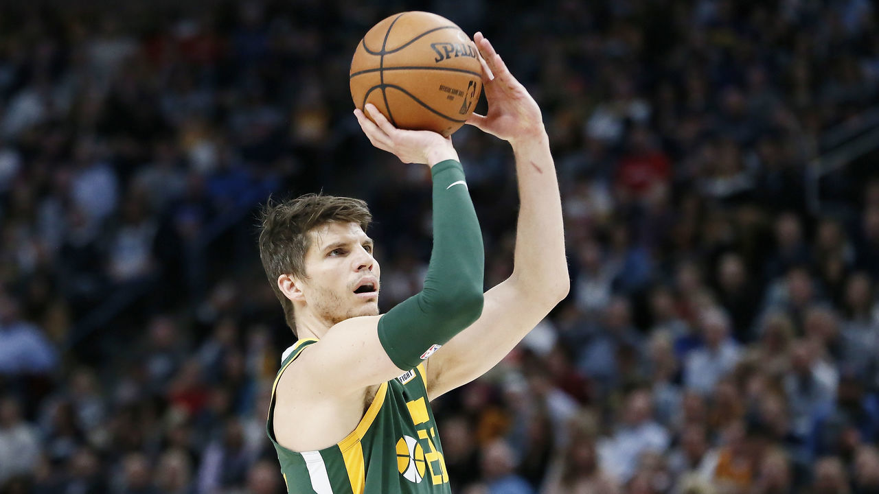 SALT LAKE CITY, UT - FEBRUARY 2: Kyle Korver #26 of the Utah Jazz shoots the ball against the Houston Rockets on February 2, 2019 at Vivint Smart Home Arena in Salt Lake City, Utah. NOTE TO USER: User expressly acknowledges and agrees that, by downloading and/or using this Photograph, user is consenting to the terms and conditions of the Getty Images License Agreement. Mandatory Copyright Notice: Copyright 2019 NBAE
