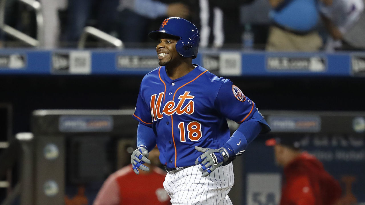 NEW YORK, NEW YORK - MAY 22: Rajai Davis #18 of the New York Mets heads home after hitting a three run home run against the Washington Nationals in the eighth inning during their game at Citi Field on May 22, 2019 in New York City. The New York Mets defeated the Washington Nationals, 6-1.