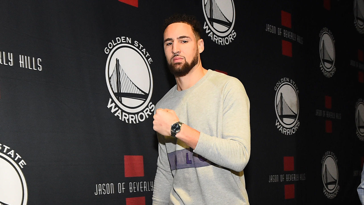 OAKLAND, CA - DECEMBER 12: Klay Thompson #11 of the Golden State Warriors arrives at the arena before the game against the Toronto Raptors on December 12, 2018 at ORACLE Arena in Oakland, California. NOTE TO USER: User expressly acknowledges and agrees that, by downloading and or using this photograph, user is consenting to the terms and conditions of Getty Images License Agreement. Mandatory Copyright Notice: Copyright 2018 NBAE