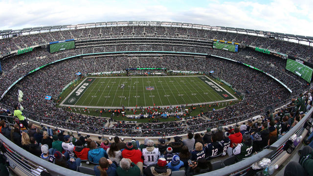EAST RUTHERFORD, NEW JERSEY - NOVEMBER 25: General View of MetLife Stadium during the game between The New England Patriots against the New York Jets during their game at MetLife Stadium on November 25, 2018 in East Rutherford, New Jersey.