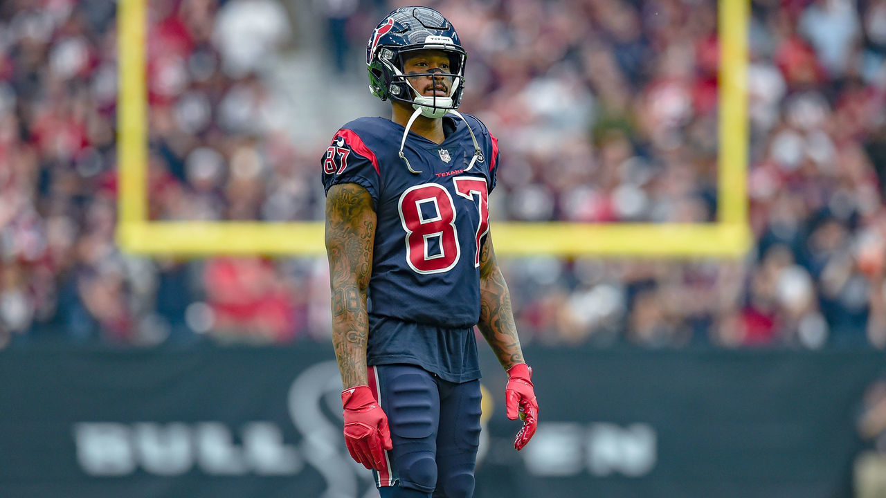 HOUSTON, TX - DECEMBER 02: Houston Texans wide receiver Demaryius Thomas (87) gets ready for a play during the football game between the Cleveland Browns and Houston Texans on December 2, 2018 at NRG Stadium in Houston, Texas.