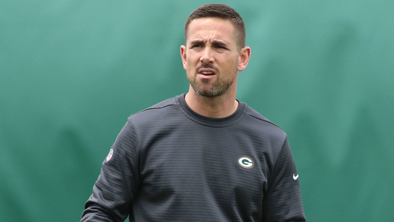GREEN BAY, WI - MAY 29: Green Bay Packers head coach Matt LaFleur watches the offense during Green Bay Packers OTA at Clarke Hinkle Field on May 29, 2019 in Green Bay, WI.