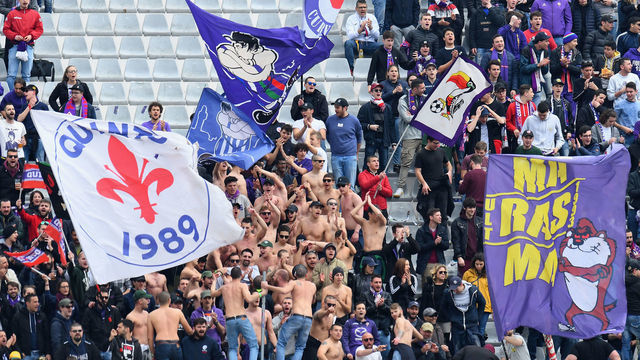 FLORENCE, ITALY - APRIL 07: Fiorentina fans cheer for their team during the Serie A match between ACF Fiorentina and Frosinone Calcio at Stadio Artemio Franchi on April 7, 2019 in Florence, Italy.