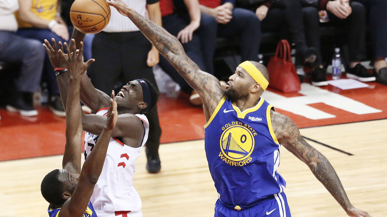 TORONTO, CANADA - JUNE 2: DeMarcus Cousins #0 of the Golden State Warriors blocks the shot against Pascal Siakam #43 of the Toronto Raptors during Game Two of the NBA Finals on June 2, 2019 at Scotiabank Arena in Toronto, Ontario, Canada. NOTE TO USER: User expressly acknowledges and agrees that, by downloading and/or using this photograph, user is consenting to the terms and conditions of the Getty Images License Agreement. Mandatory Copyright Notice: Copyright 2019 NBAE