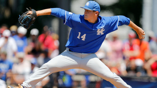LOUISVILLE, KY - JUNE 09: Zack Thompson of the Kentucky Wildcats in action against the Louisville Cardinals during the 2017 NCAA Division I Men's Baseball Super Regional at Jim Patterson Stadium on June 9, 2017 in Louisville, Kentucky.