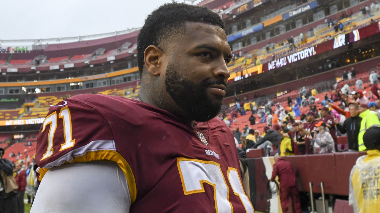 LANDOVER, MD - SEPTEMBER 23: Washington Redskins offensive tackle Trent Williams (71) walks off the field following the game on September 23, 2018, at FedEx Field in Landover, MD. The Washington Redskins defeated the Green Bay Packers, 31-17.