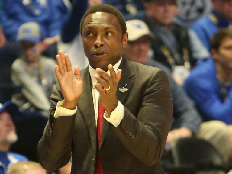 Report 76ers interviewing Avery Johnson for job on coaching staff