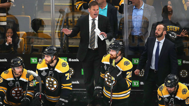 BOSTON, MA - JUNE 6: Bruins Bruce Cassidy stands on the bench yelling instructions with less than a minute in the game. The Boston Bruins host the St. Louis Blues in Game 5 of the 2019 Stanley Cup Finals at TD Garden on June 6, 2019.