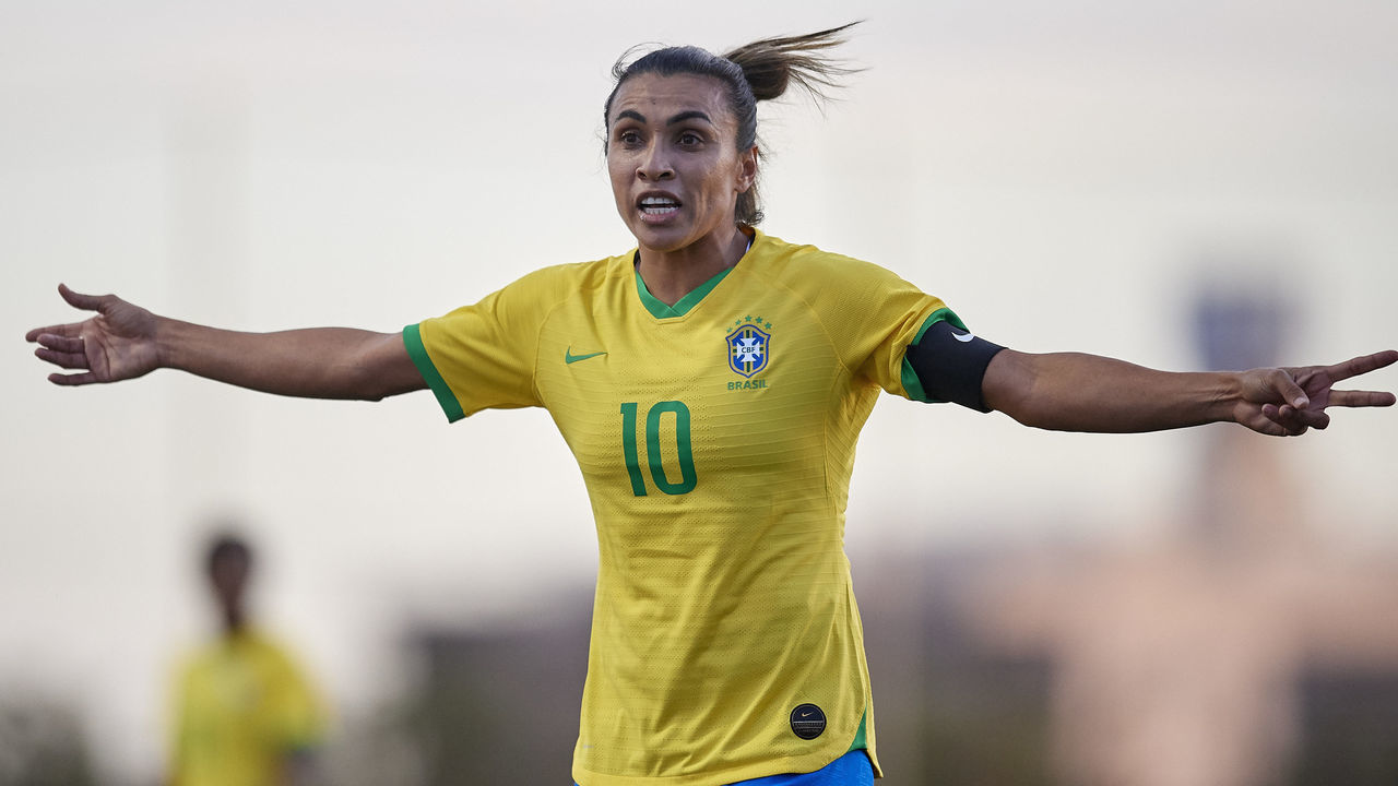Marta Silva of Brazil gives instructions during the international friendly match between Brazil W and Scotland W at Pinatar Arena on April 08, 2019 in San Pedro del Pinatar, Spain.