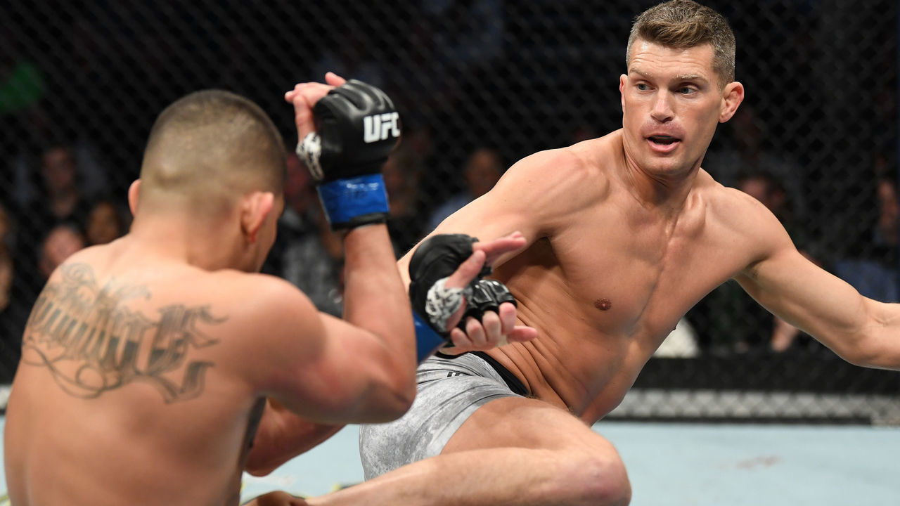 NASHVILLE, TENNESSEE - MARCH 23: (R-L) Stephen Thompson kicks Anthony Pettis in their welterweight bout during the UFC Fight Night event at Bridgestone Arena on March 23, 2019 in Nashville, Tennessee.