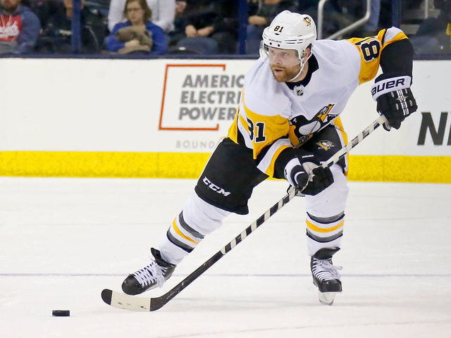 COLUMBUS, OH - FEBRUARY 26: Phil Kessel #81 of the Pittsburgh Penguins controls the puck during the game against the Columbus Blue Jackets on February 26, 2019 at Nationwide Arena in Columbus, Ohio. Pittsburgh defeated Columbus 5-2.
