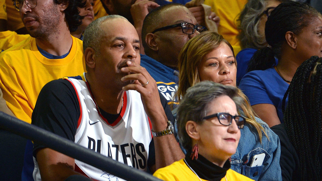 OAKLAND, CA - MAY 16: Dell Curry, Sonya Curry, Ayesha Curry, and Sydel Curry attend Game Two of the Western Conference Finals between the Portland Trail Blazers and the Golden State Warriors on May 16, 2019 at ORACLE Arena in Oakland, California. NOTE TO USER: User expressly acknowledges and agrees that, by downloading and/or using this photograph, user is consenting to the terms and conditions of the Getty Images License Agreement. Mandatory Copyright Notice: Copyright 2019 NBAE