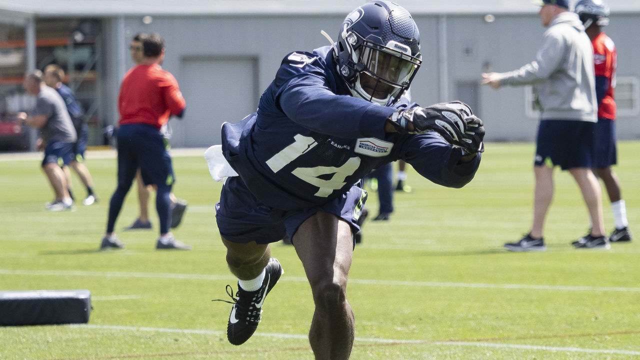 RENTON, WA - MAY 04: Seattle Seahawks wide receiver DK Metcalf (14) misses a pass during the Seahawks Rookie Mini-Camp on May 04, 2019, at Virginia Mason Athletic Center in Renton, WA.
