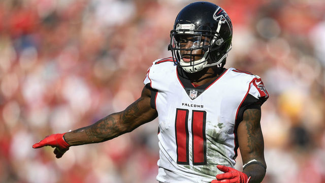 TAMPA, FL - DECEMBER 30: Atlanta Falcons wide receiver Julio Jones (11) during the first half of an NFL game between the Atlanta Falcons and the Tampa Bay Bucs on December 30, 2018, at Raymond James Stadium in Tampa, FL.