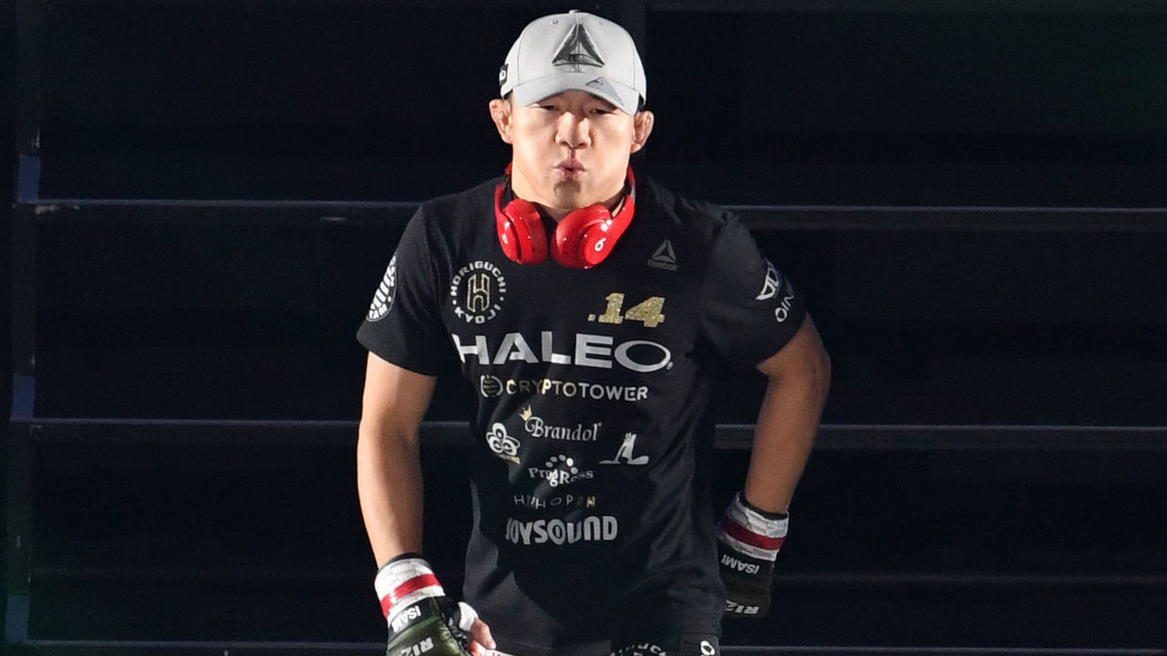 SAITAMA, JAPAN - DECEMBER 31: Kyoji Horiguchi enters the ring during the RIZIN. 14 at Saitama Super Arena on December 31, 2018 in Saitama, Japan.