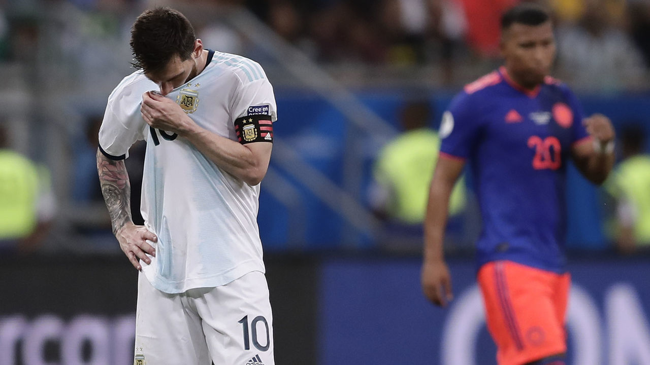 SALVADOR, BRAZIL - JUNE 15: Lionel Messi of Argentina reacts after missing the Copa America Brazil 2019 group B between Argentina and Colombia at Arena Fonte Nova on June 15, 2019 in Salvador, Brazil.