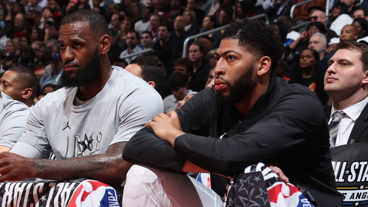 LOS ANGELES, CA - FEBRUARY 18: Goran Dragic #7, LeBron James #23, and Anthony Davis #23 look on during the game against Team Stephen during the NBA All-Star Game as a part of 2018 NBA All-Star Weekend at STAPLES Center on February 18, 2018 in Los Angeles, California. NOTE TO USER: User expressly acknowledges and agrees that, by downloading and/or using this photograph, user is consenting to the terms and conditions of the Getty Images License Agreement. Mandatory Copyright Notice: Copyright 2018 NBAE
