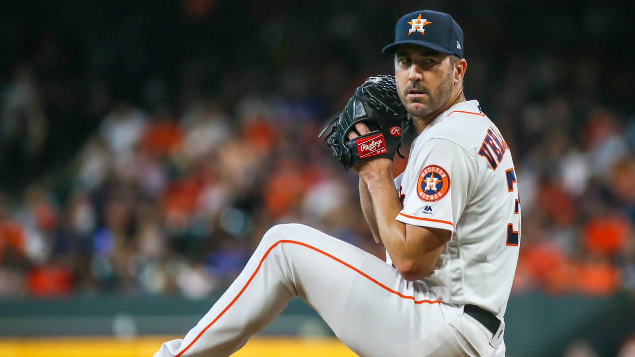 HOUSTON, TX - JUNE 12: Houston Astros starting pitcher Justin Verlander (35) throws a pitch during the baseball game between the Milwaukee Brewers and Houston Astros on June 12, 2019 at Minute Maid Park in Houston, Texas.