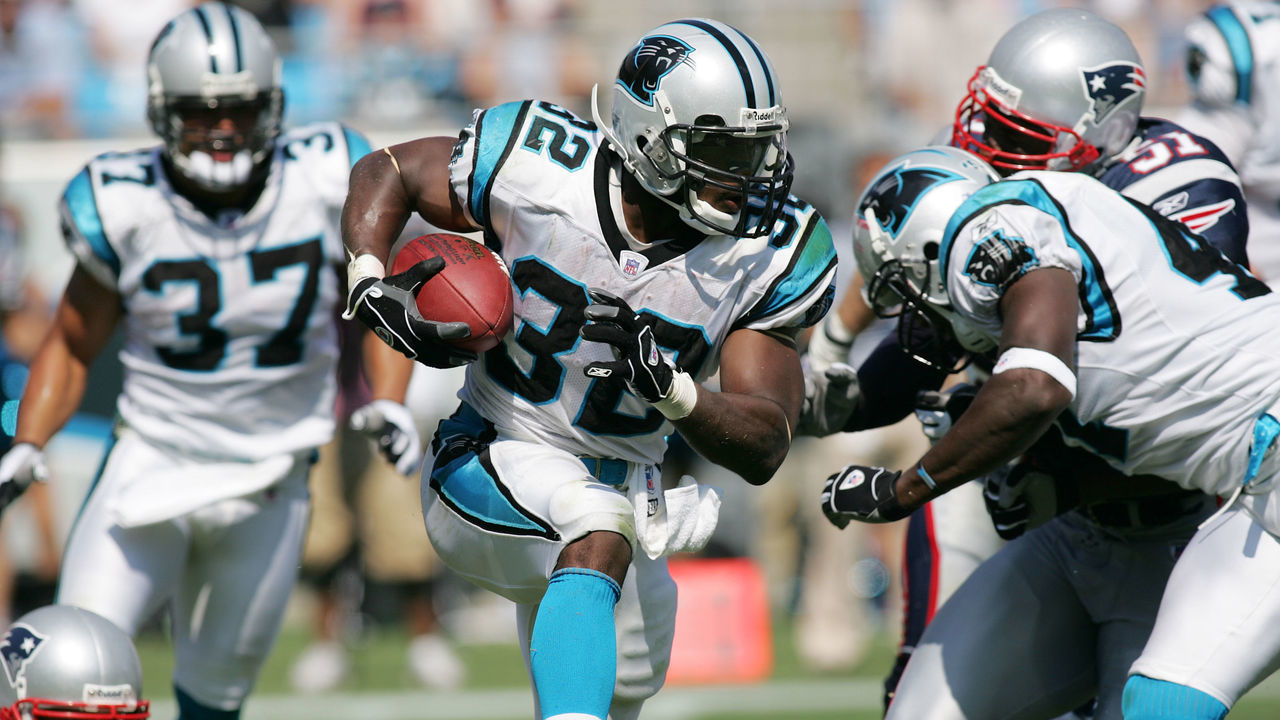 CHARLOTTE, NC - SEPTEMBER 18: Rod Smart #32 of the Carolina Panthers returns a kick against the New England Patriots at Bank of America Stadium on September 18, 2005 in Charlotte, North Carolina. The Panthers defeated the Patriots 27-17.