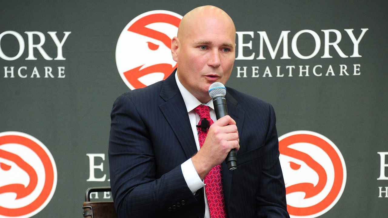 BROOKHAVEN, GA - MAY 14: General Manage Travis Schlenk of the Atlanta speaks to the media during Lloyd Pierce's introductory press conference on May 14, 2018 at the Emory Sports Medicine Complex in Brookhaven, Georgia. NOTE TO USER: User expressly acknowledges and agrees that, by downloading and/or using this photograph, user is consenting to the terms and conditions of the Getty Images License Agreement. Mandatory Copyright Notice: Copyright 2018 NBAE