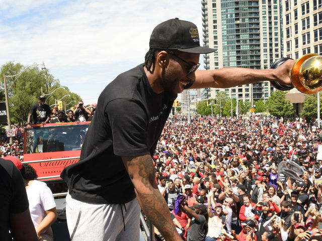 Toronto Blue Jays legend Joe Carter tells Kawhi: L.A. won't love