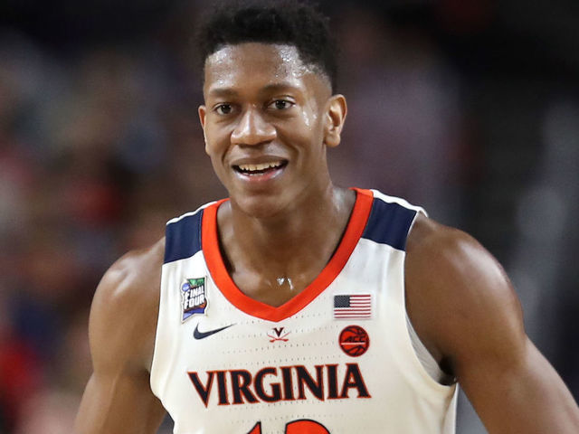 MINNEAPOLIS, MINNESOTA - APRIL 08: De'Andre Hunter #12 of the Virginia Cavaliers reacts against the Texas Tech Red Raiders in the second half during the 2019 NCAA men's Final Four National Championship game at U.S. Bank Stadium on April 08, 2019 in Minneapolis, Minnesota.