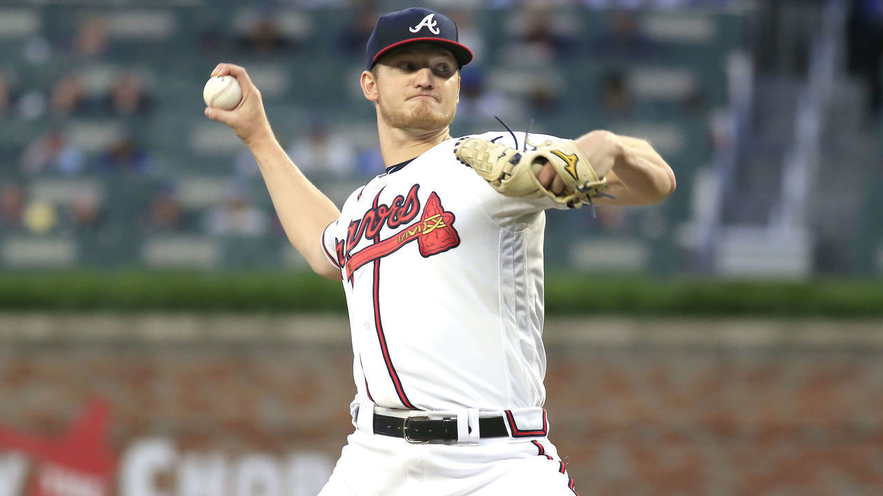 ATLANTA, GA - JUNE 12: Atlanta Braves Pitcher Mike Soroka (40) throws during the regular season MLB game between the Atlanta Braves and the Pittsburgh Pirates on June 12, 2019 at SunTrust Park in Atlanta, GA.