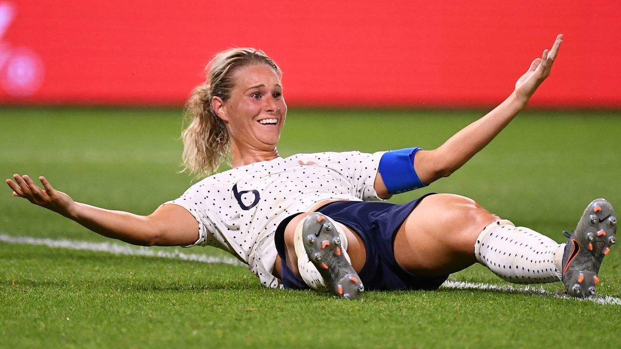 France's midfielder Amandine Henry celebrates scoring during the France 2019 Women's World Cup round of sixteen football match between France and Brazil, on June 23, 2019, at the Oceane stadium in Le Havre, north western France.