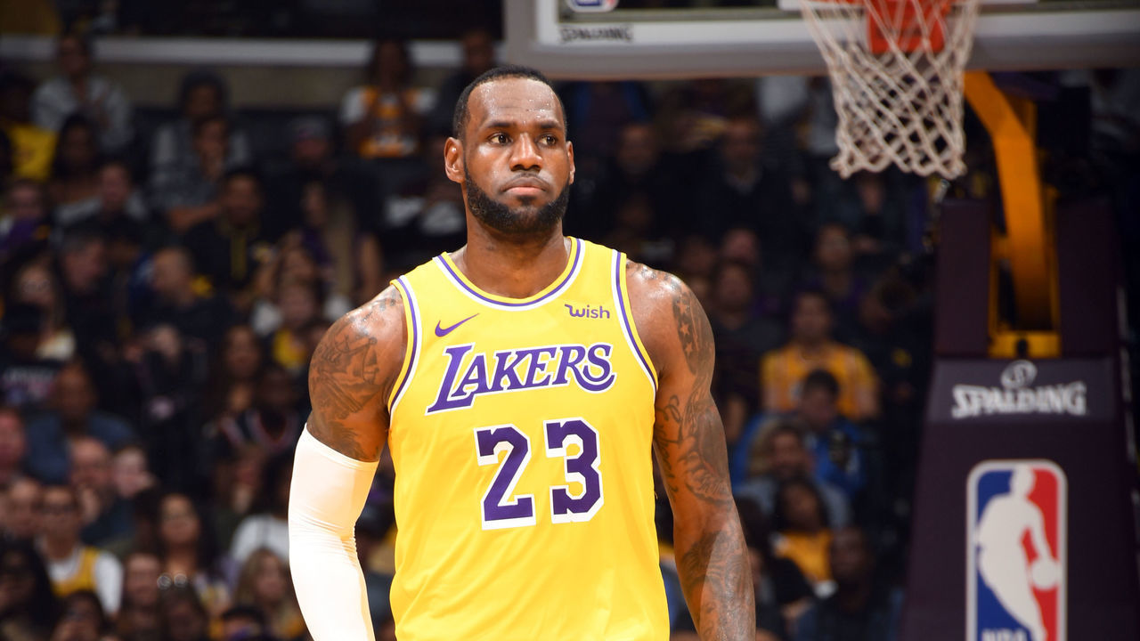 LOS ANGELES, CA - MARCH 26: LeBron James #23 of the Los Angeles Lakers looks on during a game against the Washington Wizards on March 26, 2019 at STAPLES Center in Los Angeles, California. NOTE TO USER: User expressly acknowledges and agrees that, by downloading and/or using this Photograph, user is consenting to the terms and conditions of the Getty Images License Agreement. Mandatory Copyright Notice: Copyright 2019 NBAE