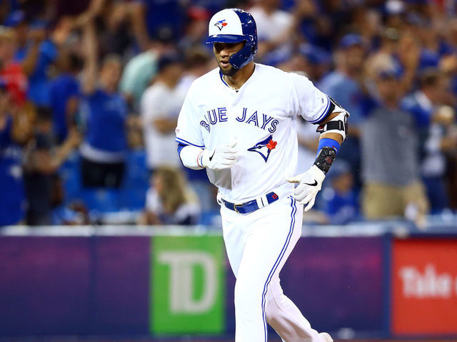 Toronto Blue Jays snap losing streak with win against Kansas City Royals