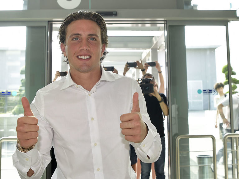 Juventus Sign Luca Pellegrini From Roma Leonardo Spinazzola Heads Other Way Thescore Com