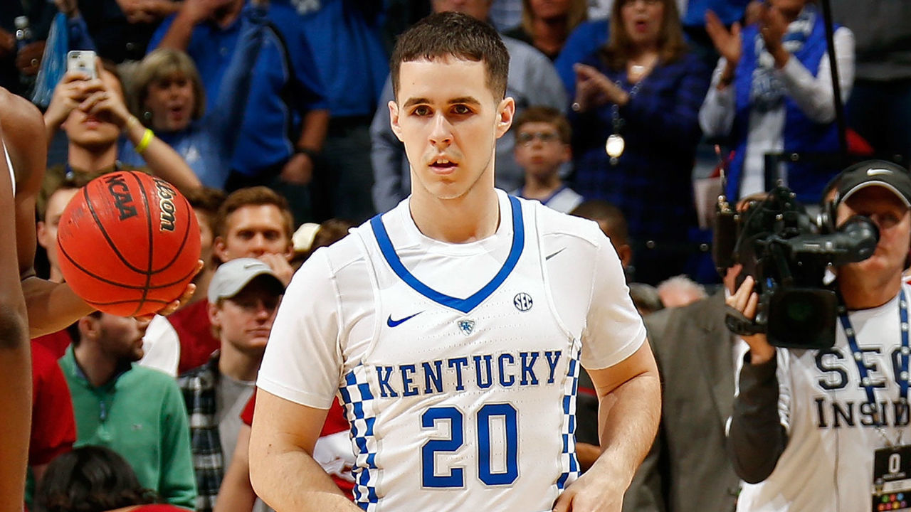 NASHVILLE, TN - MARCH 12: Brad Calipari #20 of the Kentucky Wildcats plays against of the Arkansas Razorbacks during the SEC Tournament Champion Game at Bridgestone Arena on March 12, 2017 in Nashville, Tennessee.