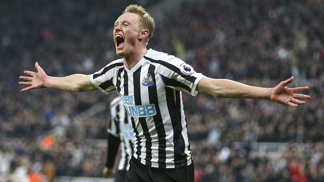 26th February 2019, St James Park, Newcastle upon Tyne, England; EPL Premier League football, Newcastle United Burnley; Sean Longstaff of Newcastle United celebrates after scoring in the 39th minute to make it 2-0