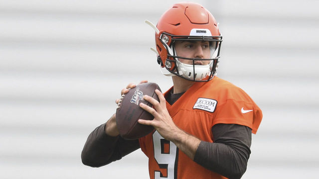 BEREA, OH - MAY 22, 2019: Quarterback David Blough #9 of the Cleveland Browns drops back to pass during an OTA practice on May 22, 2019 at the Cleveland Browns training facility in Berea, Ohio. (Photo by: 2019 Diamond Images/Getty Images)