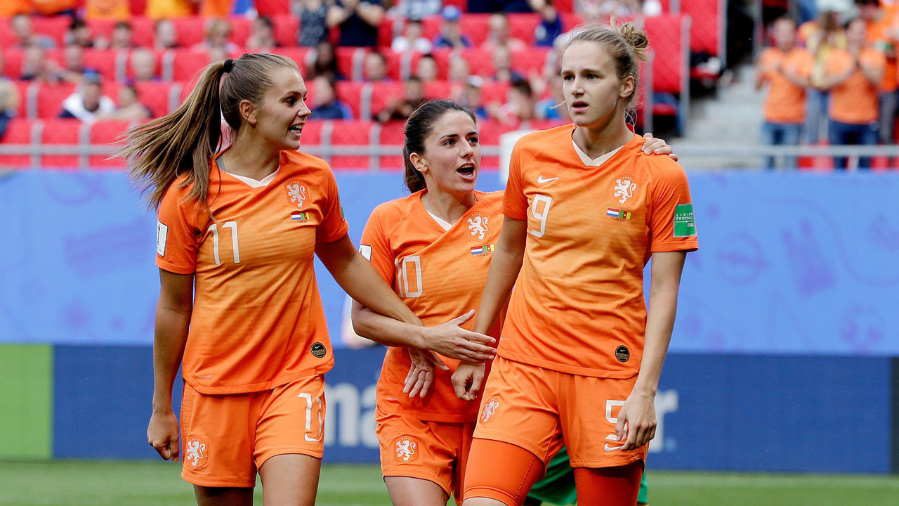 VALENCIENNES, FRANCE - JUNE 15: Vivianne Miedema of Holland Women Celebrates 1-0 with Lieke Martens of Holland Women, Danielle van de Donk of Holland Women during the World Cup Women match between Holland v Cameroon at the Stade du Hainaut on June 15, 2019 in Valenciennes France