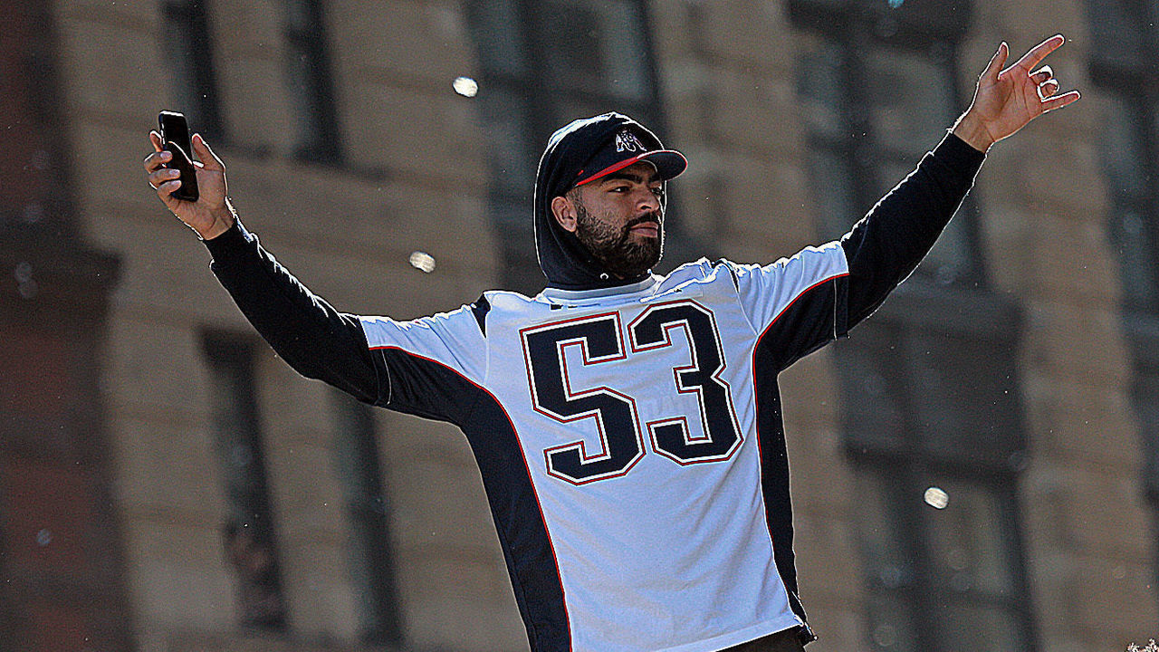 BOSTON, MA. - FEBRUARY 5: Dont'a Hightower #54 uses his phone to video Kyle Van Noy #53 and Ja'Whaun Bentley #51 of the New England Patriots celebrate as they pass by fans during the Super Bowl parade on February 5, 2019 in Boston, Massachusetts. (Staff Photo By Matt Stone/MediaNews Group/Boston Herald via Getty Images)
