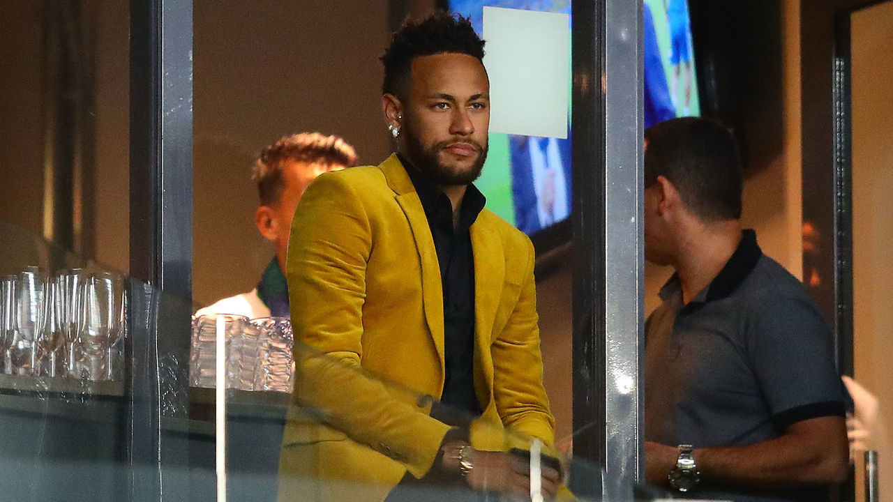 BELO HORIZONTE, BRAZIL - JULY 02: Neymar of Brazil looks on during the Copa America Brazil 2019 Semi Final match between Brazil and Argentina at Mineirao Stadium on July 02, 2019 in Belo Horizonte, Brazil.