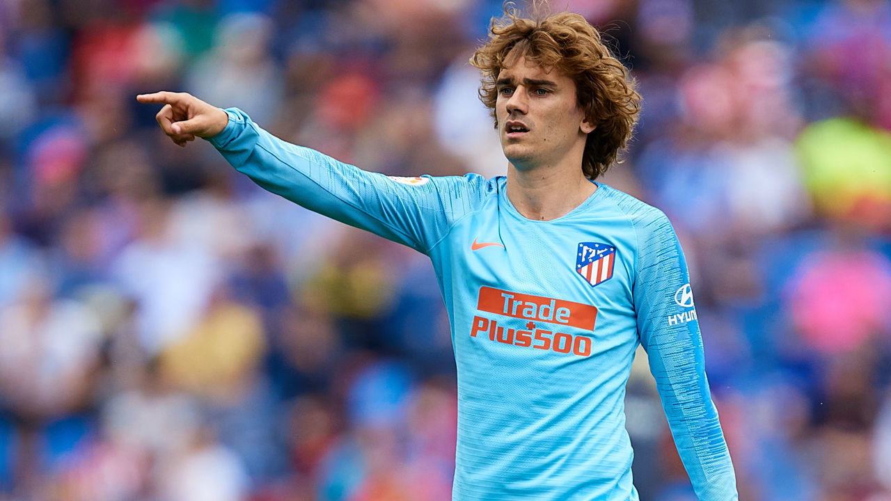 VALENCIA, SPAIN - MAY 18: Antoine Griezmann of Atletico de Madrid reacts during the La Liga match between Levante UD and Club Atletico de Madrid at Ciutat de Valencia on May 18, 2019 in Valencia, Spain.