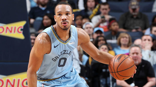 MEMPHIS, TN - FEBRUARY 12: Avery Bradley #0 of the Memphis Grizzlies handles the ball against the San Antonio Spurs on February 12, 2019 at FedExForum in Memphis, Tennessee. Mandatory Copyright Notice: Copyright 2019 NBAE