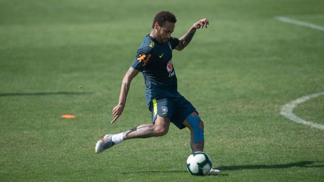 Brazil's footballer Neymar takes part in a training session of the national team at the Granja Comary sport complex in Teresopolis, Brazil, on June 1, 2019 ahead of the Copa America football tournament.