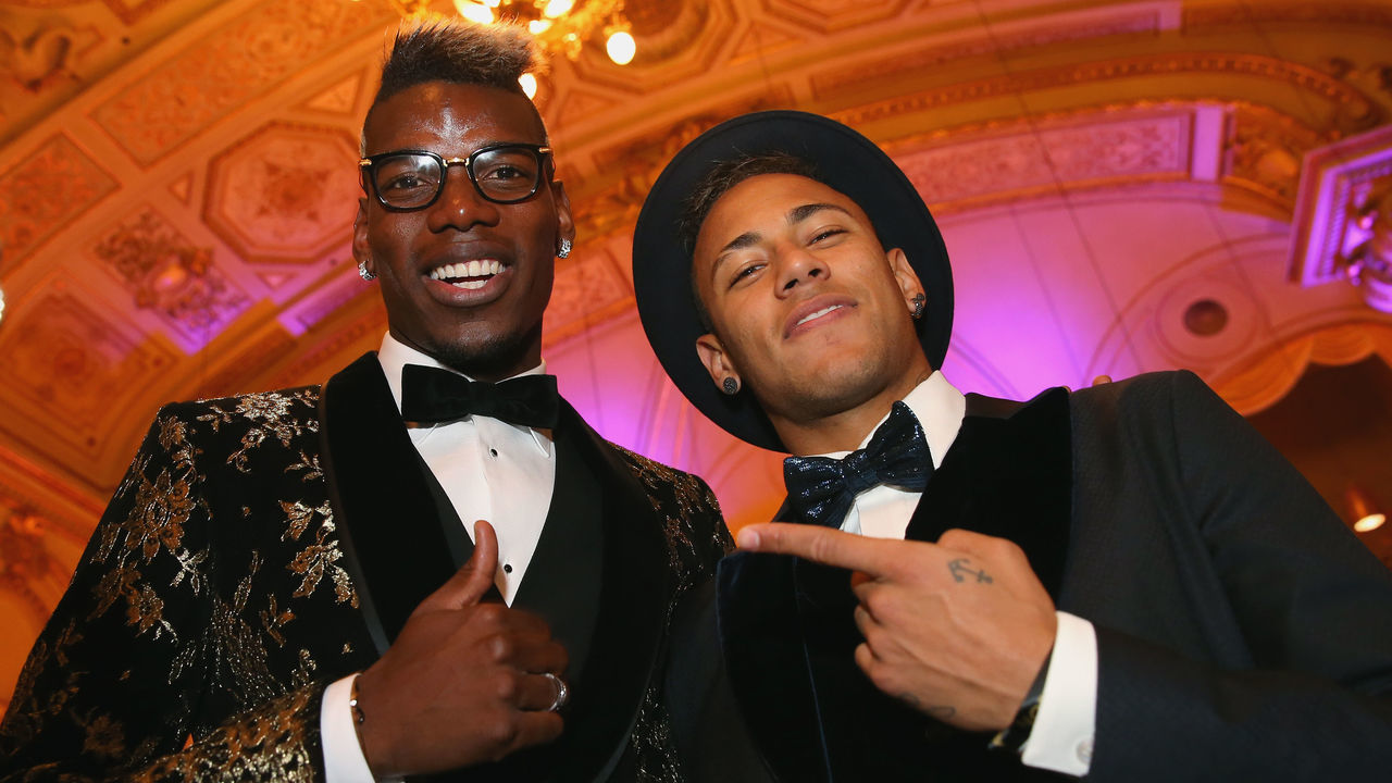 ZURICH, SWITZERLAND - JANUARY 11: Paul Pogba (L) of France and Juventus poses with FIFA Ballon d'Or nominee Neymar of Brazil and Barcelona prior to the FIFA Ballon d'Or Gala 2015 at the Kongresshaus on January 11, 2016 in Zurich, Switzerland.