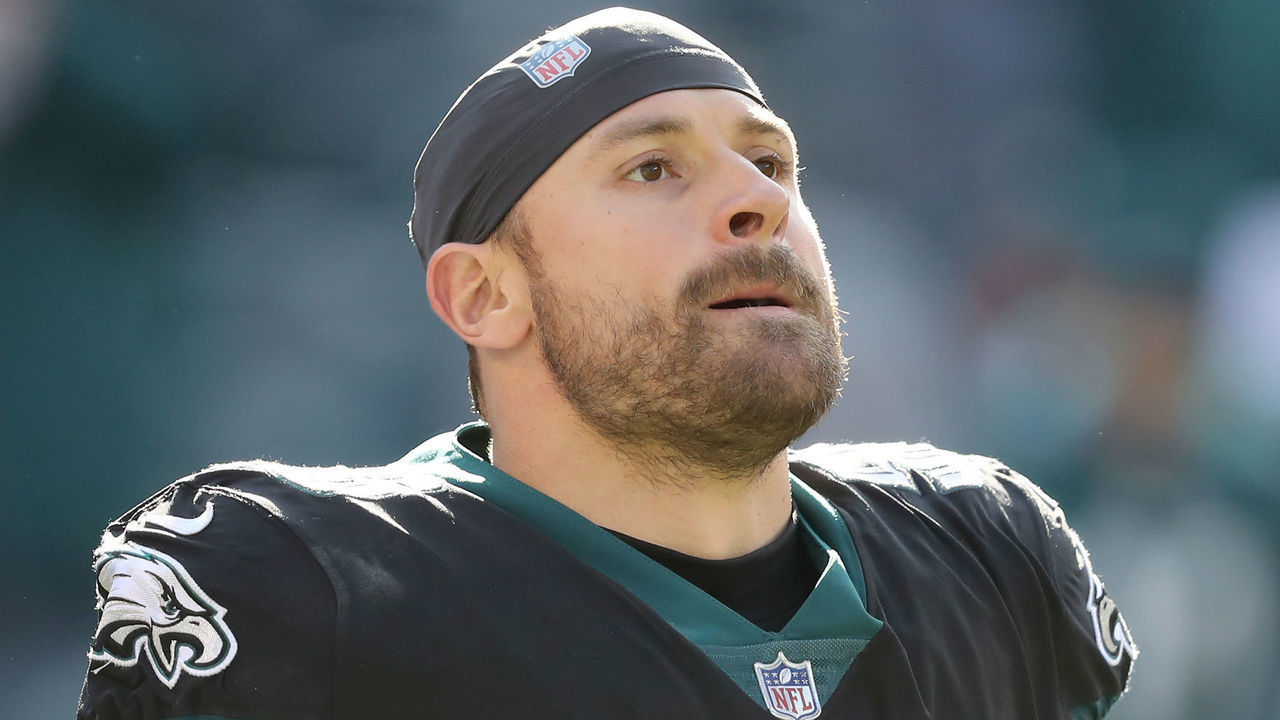PHILADELPHIA, PENNSYLVANIA - NOVEMBER 25: Chris Long #56 of the Philadelphia Eagles looks on during warmups before the game against the New York Giants at Lincoln Financial Field on November 25, 2018 in Philadelphia, Pennsylvania.