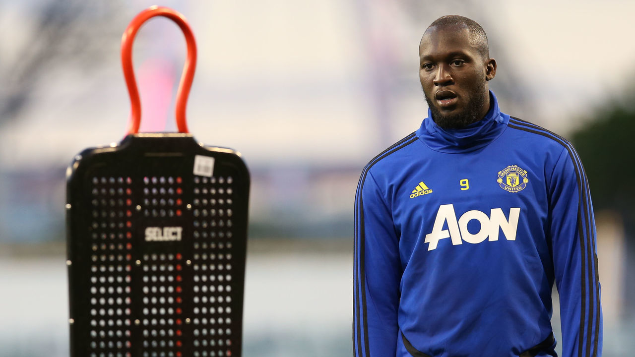 PERTH, AUSTRALIA - JULY 09: (EXCLUSIVE COVERAGE) Romelu Lukaku of Manchester United in action during a first team training session as part of their pre-season tour of Australia, Singapore and China on July 09, 2019 in Perth, Australia.