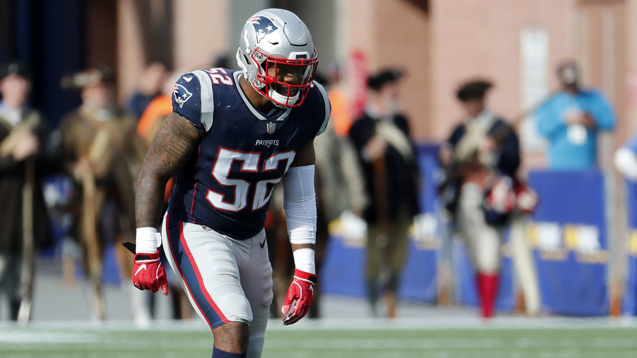 FOXBOROUGH, MA - SEPTEMBER 30: New England Patriots linebacker Elandon Roberts (52) lines up for a kickoff during a game between the New England Patriots and the Miami Dolphins on September 30, 2018, at Gillette Stadium in Foxborough, Massachusetts. The Patriots defeated the Dolphins 38-7.