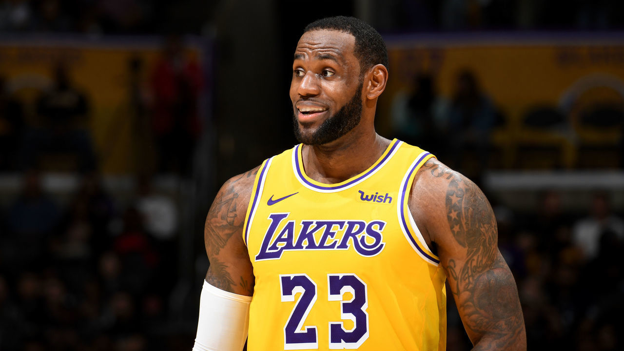 LOS ANGELES, CA - MARCH 26: LeBron James #23 of the Los Angeles Lakers smiles during a game against the Washington Wizards on March 26, 2019 at STAPLES Center in Los Angeles, California. NOTE TO USER: User expressly acknowledges and agrees that, by downloading and/or using this Photograph, user is consenting to the terms and conditions of the Getty Images License Agreement. Mandatory Copyright Notice: Copyright 2019 NBAE