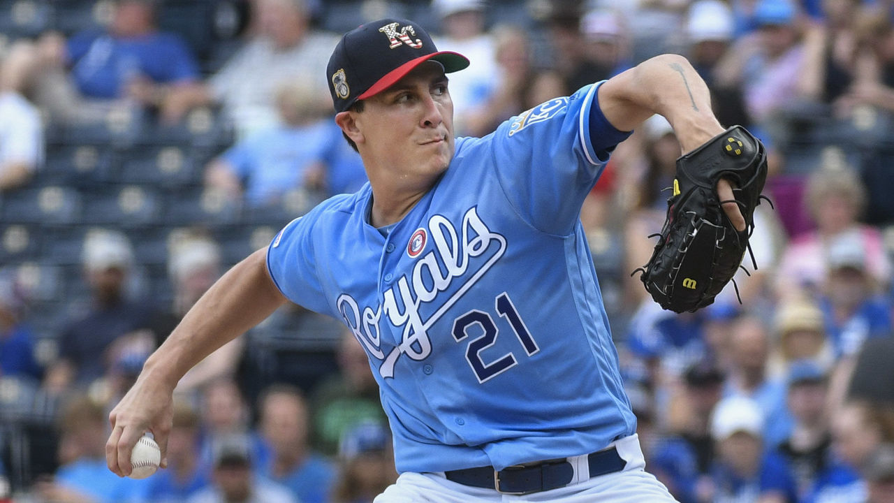 KANSAS CITY, MO - JULY 04: Starter Homer Bailey #21 of the Kansas City Royals throws against the Cleveland Indians in the first inning at Kauffman Stadium on July 4, 2019 in Kansas City, Missouri.
