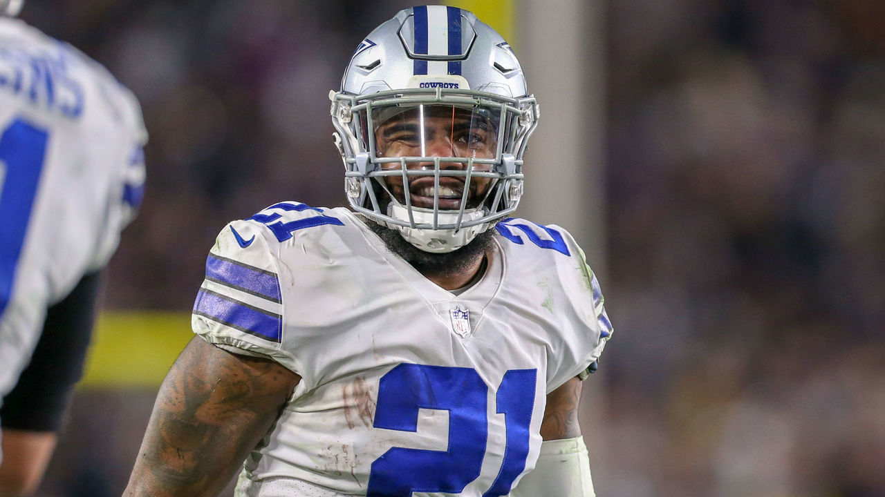 LOS ANGELES, CA - JANUARY 12: Dallas Cowboys running back Ezekiel Elliott (21) during the NFC Divisional Football game between the Dallas Cowboys and the Los Angeles Rams on January 12, 2019 at the Los Angeles Memorial Coliseum in Los Angeles, CA.