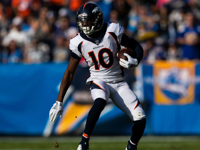CARSON, CA - NOVEMBER 18: Denver Broncos wide receiver Emmanuel Sanders (10) during the NFL regular season game against the Los Angeles Chargers on Sunday, November 18, 2018, at StubHub Center in Carson, CA.
