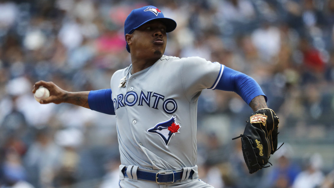 NEW YORK, NEW YORK - JULY 14: Marcus Stroman #6 of the Toronto Blue Jays pitches against the New York Yankees during the first inning at Yankee Stadium on July 14, 2019 in New York City.