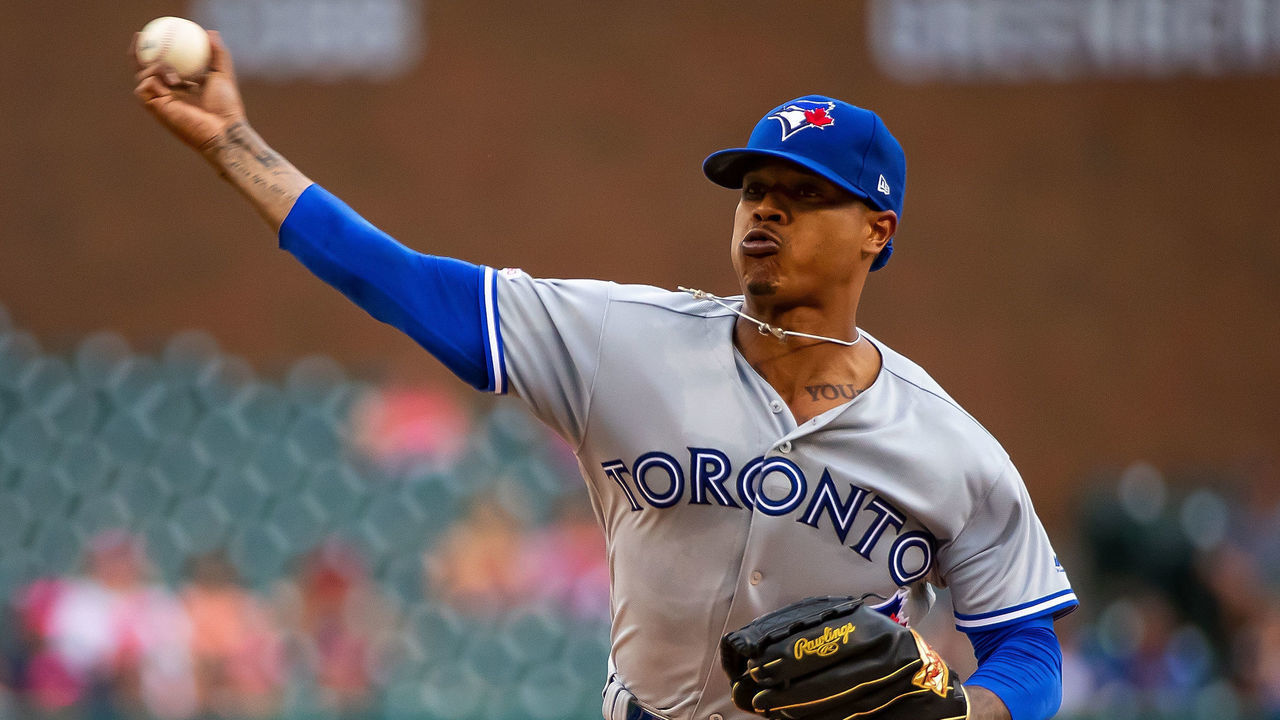 DETROIT, MI - JULY 19: Starting pitcher Marcus Stroman #6 of the Toronto Blue Jays pitches in the first inning against the Detroit Tigers during a MLB game at Comerica Park on July 19, 2019 in Detroit, Michigan.
